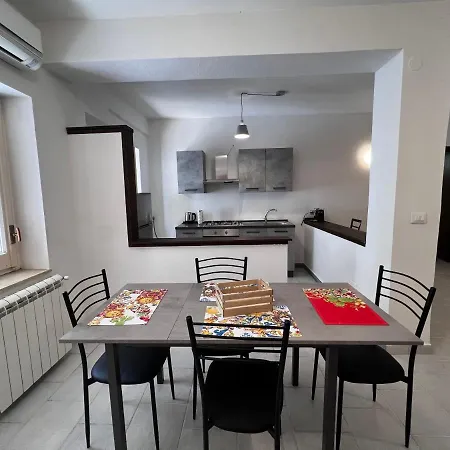 Apartment Casa Vacanze Febo *
